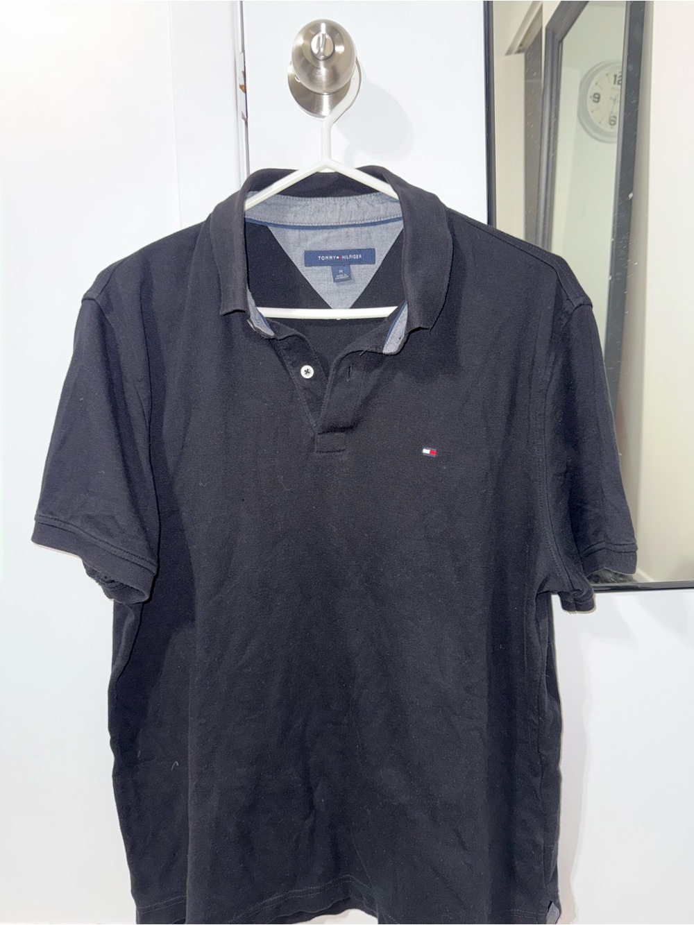 Tommy Hilfiger Black Short-Sleeve Polo with Flag Logo